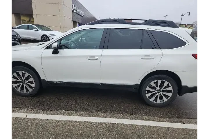 $15000 : Subaru Outback 2017 AWD 2.5i image 9