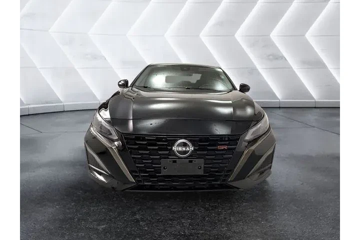 $23791 : Nissan Altima 2024 2.5 SR 4d image 2