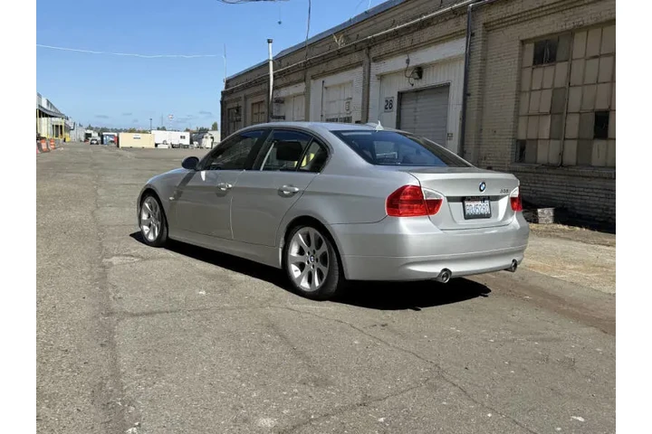 2008 BMW 3 Series 335i image 8