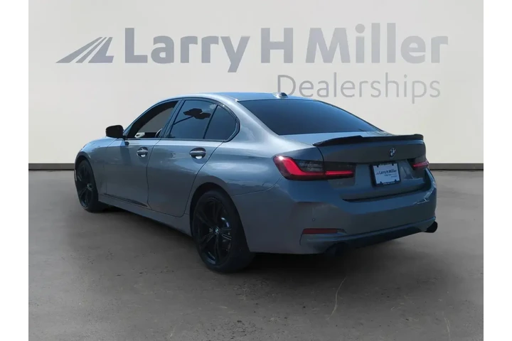 $29995 : BMW 3 Series 2023 330i 4dr S image 3