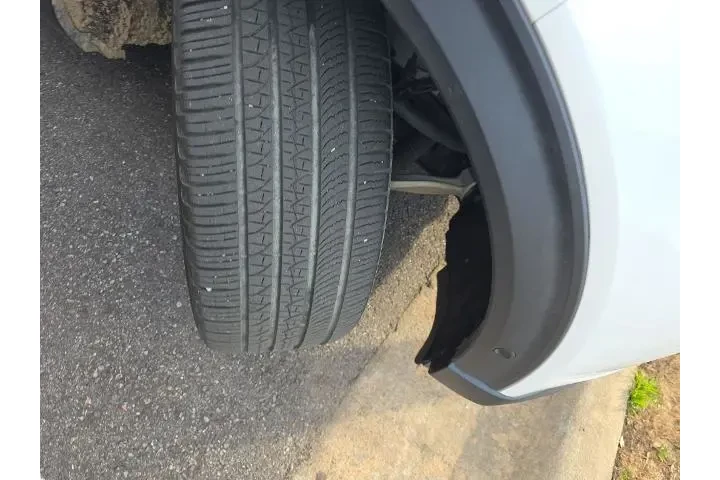 $30425 : Ford Explorer 2021 AWD ST 4d image 6