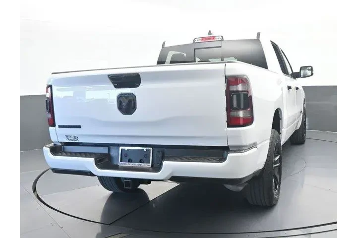 $33000 : Ram 1500 2024 4x2 Big Horn 4 image 5