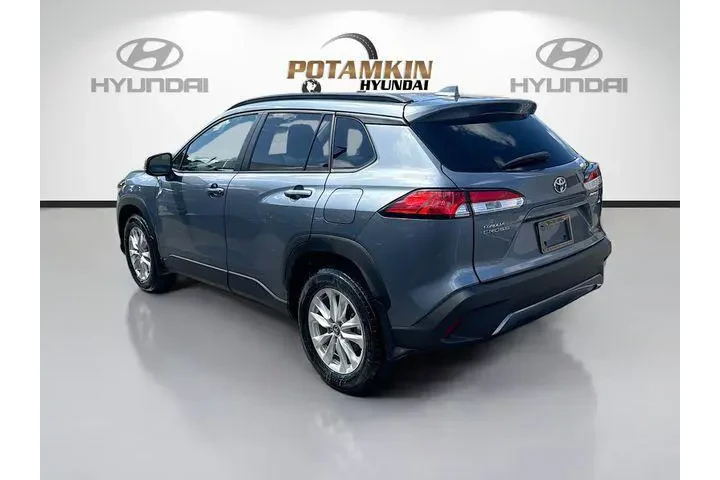 $24000 : Toyota Corolla Cross 2024 LE image 7