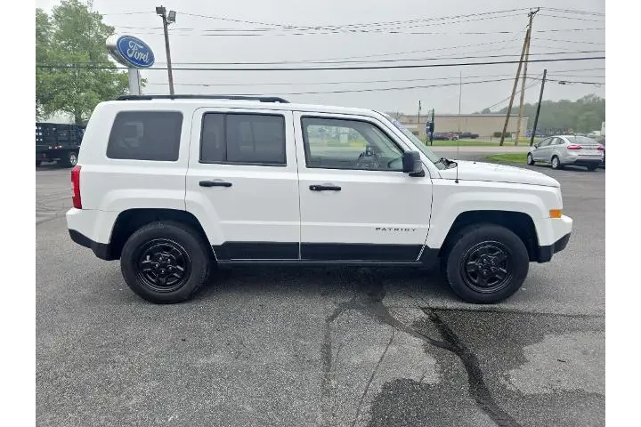 $10449 : Jeep Patriot 2014 4x4 Sport image 5