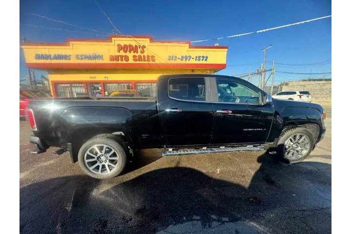 $32995 : 2021 GMC Canyon Denali image 9