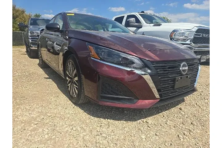 $18655 : Nissan Altima 2025 2.5 SV 4d image 10