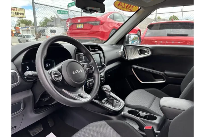 $20995 : 2024 Soul LX image 10