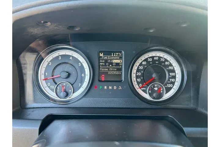 Ram 1500 2015 4x4 SLT 4dr Qu image 9