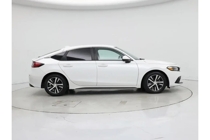 $24998 : Honda Civic 2024 LX 4dr Hatc image 7