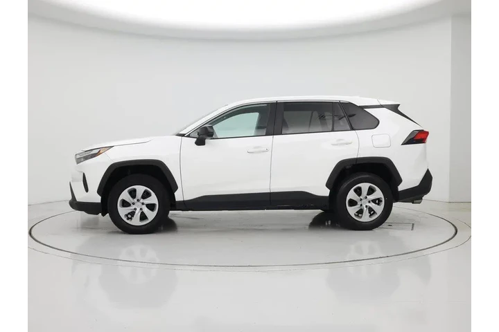 $26998 : Toyota RAV4 2024 AWD LE 4dr image 3