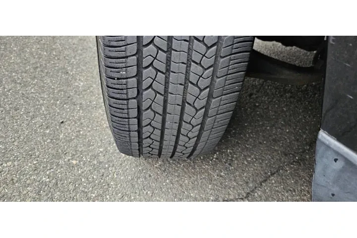 $6395 : 2012 Liberty Latitude image 10