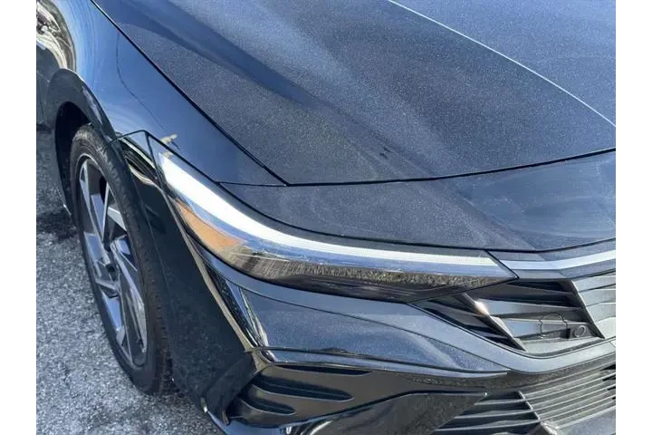 $23990 : Hyundai ELANTRA 2025 SEL Con image 5