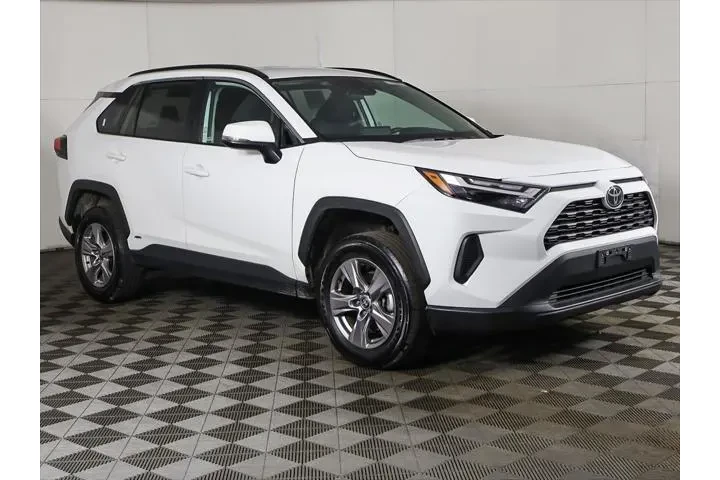 $32993 : Toyota RAV4 Hybrid 2025 AWD image 2
