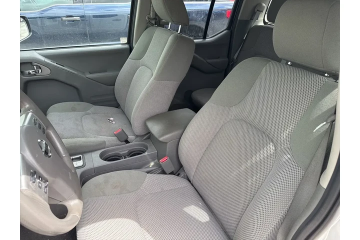 $20950 : Nissan Frontier 2019 4x4 S 4 image 10