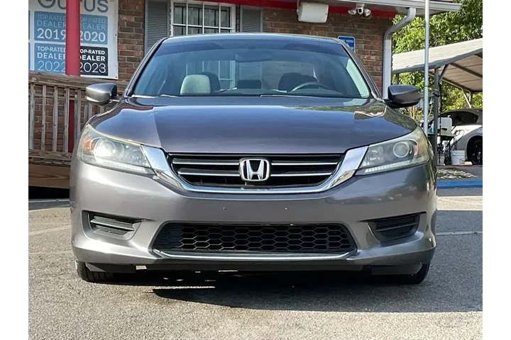 $10985 : Honda Accord 2014 LX 4dr Sed image 2