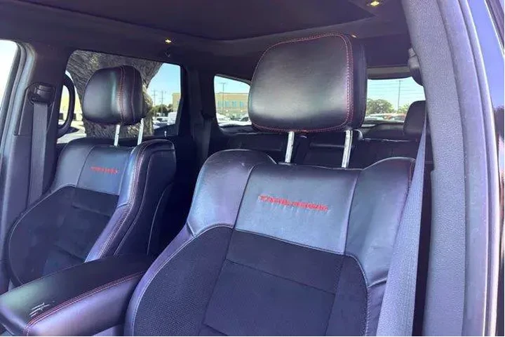 $18977 : Jeep Grand Cherokee 2017 4x4 image 9