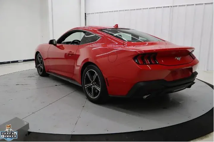 $26170 : Ford Mustang 2024 EcoBoost 2 image 7