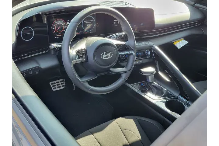 $22364 : Hyundai ELANTRA Hybrid 2025 image 5