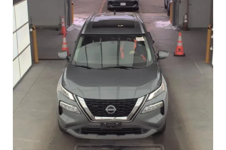 $21293 : Nissan Rogue 2023 AWD SV 4dr image 2
