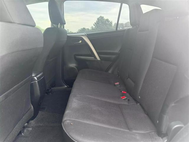 $17500 : 2017 TOYOTA RAV4 image 1