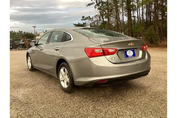 $16921 : Chevrolet Malibu 2023 LT 4dr image 7