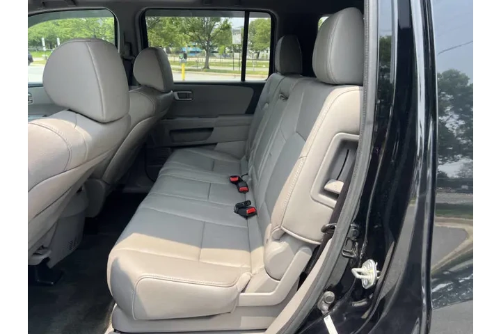 $14900 : 2015 Pilot EX-L w/Navi image 10