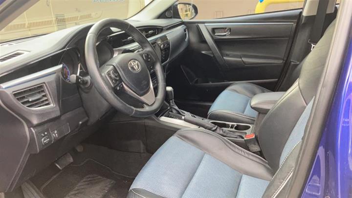 $8000 : Toyota Corolla S Plus  -- 2014 image 2