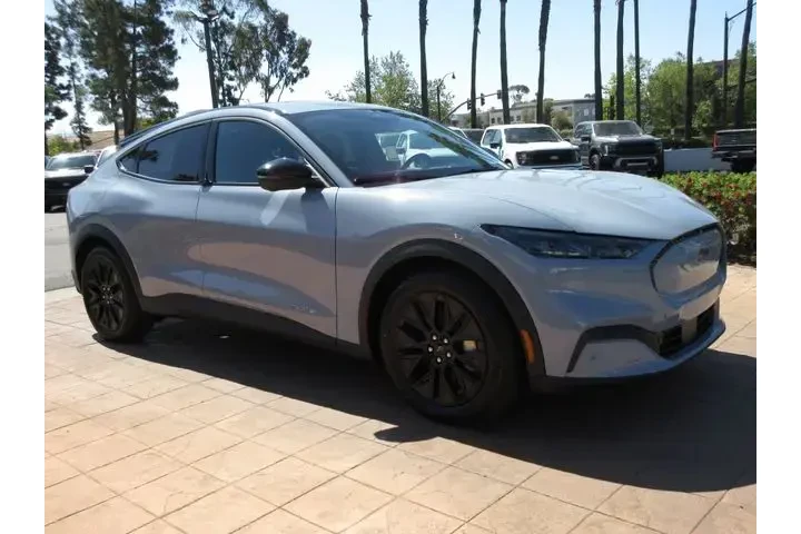 $29999 : Ford Mustang Mach-E 2025 Sel image 6