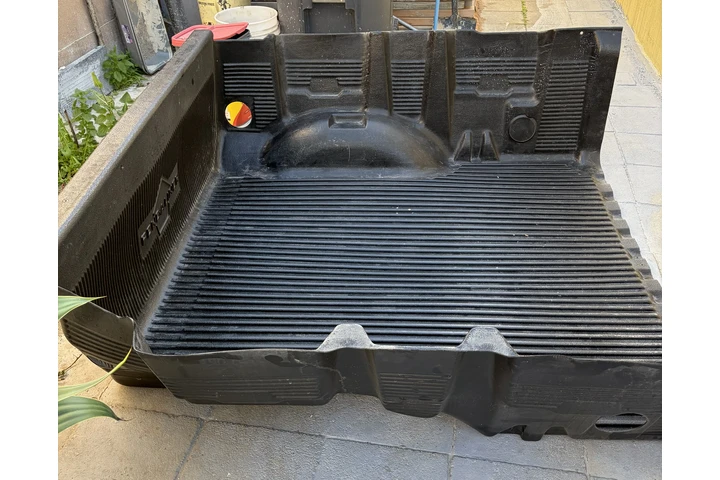 $100 : Bed Liner caja trasera image 1