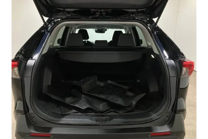 $35800 : Toyota RAV4 Hybrid 2025 AWD image 6