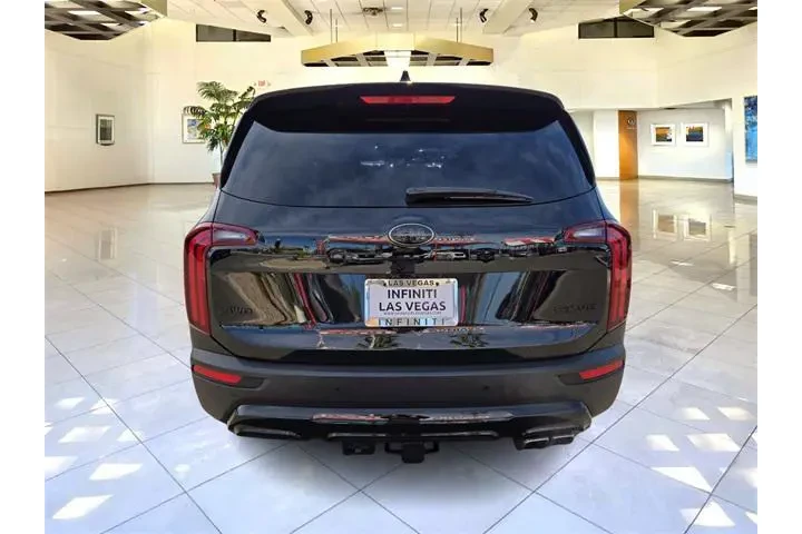 $22795 : Kia Telluride 2021 AWD SX 4d image 6