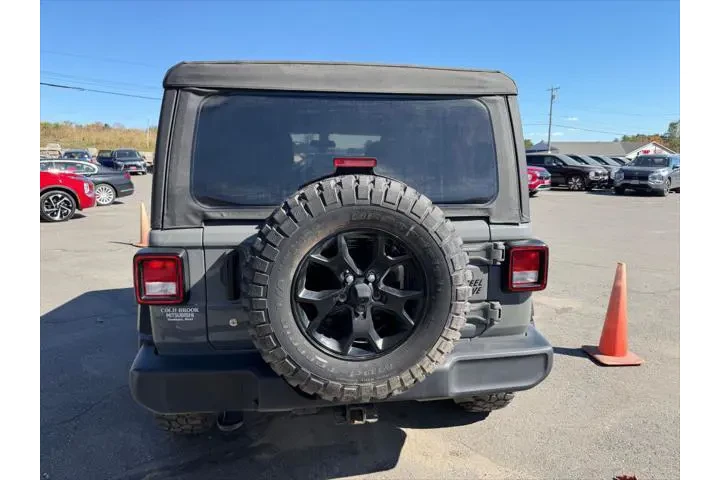 $30990 : Jeep Wrangler Unlimited 2022 image 4