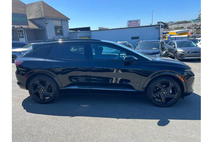 $28800 : 2024 Equinox EV 2RS FWD image 4