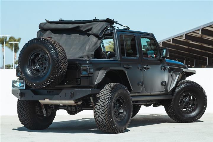 2021 Wrangler Unlimited Rubic image 3