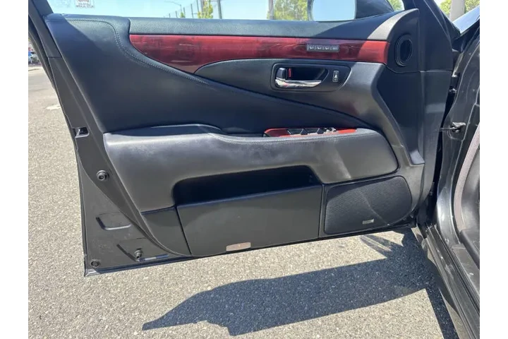 $12495 : 2007 LS 460 L image 9