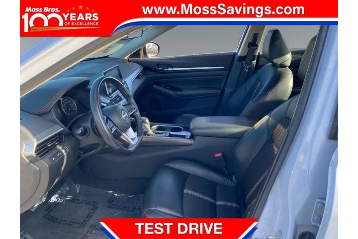 $29070 : Nissan Altima 2023 2.5 SR 4d image 1