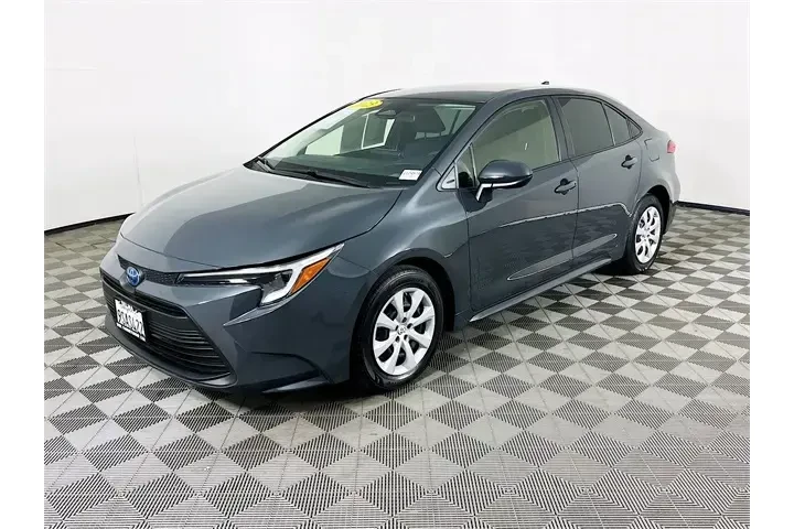 $21300 : Toyota Corolla Hybrid 2023 L image 3