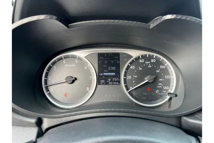 $16997 : Nissan Versa 2024 S 4dr Seda image 10