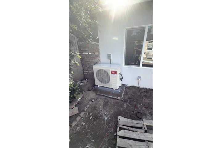 Professional A/C Installation image 1