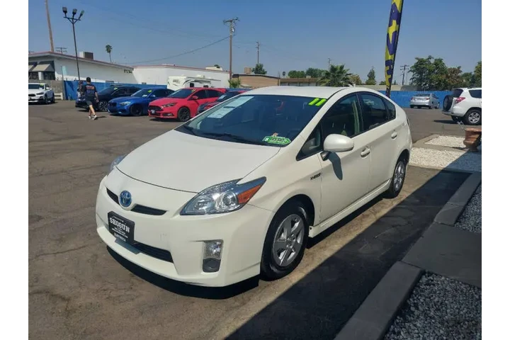 $10995 : 2011 Prius Three image 5