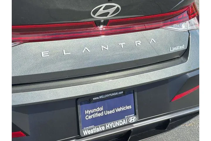 $26550 : Hyundai ELANTRA 2026 Limited image 6