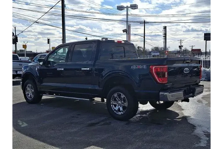 $39338 : Ford F-150 2022 4x4 XLT 4dr image 4