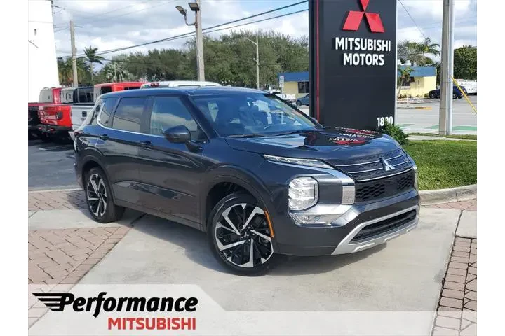 $20999 : Mitsubishi Outlander 2024 SE image 1