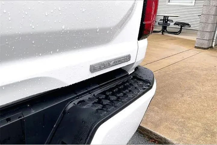 $35991 : GMC Canyon 2024 4x2 Elevatio image 7