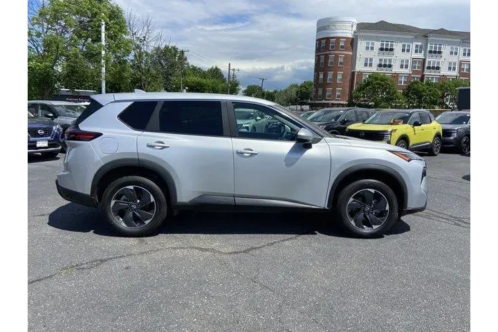 $19487 : Nissan Rogue 2025 AWD SV 4dr image 3