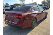 $25964 : Nissan Altima 2023 2.0 SR 4d thumbnail