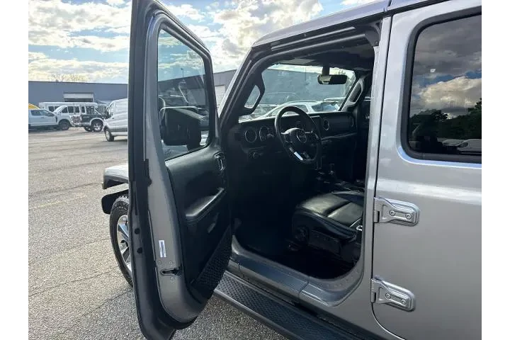 $26725 : Jeep Wrangler Unlimited 2018 image 7