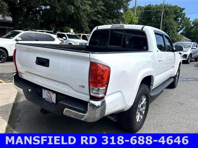 $29900 : 2017 Tacoma SR5 Double Cab Lo image 5