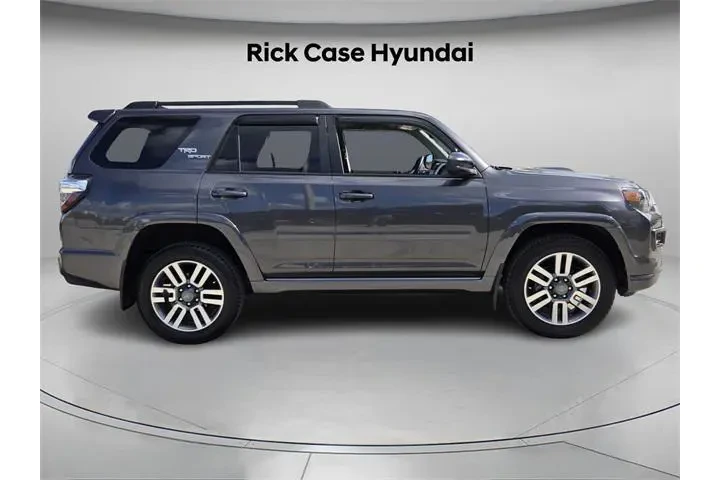 $39947 : Toyota 4Runner 2023 4x4 TRD image 4