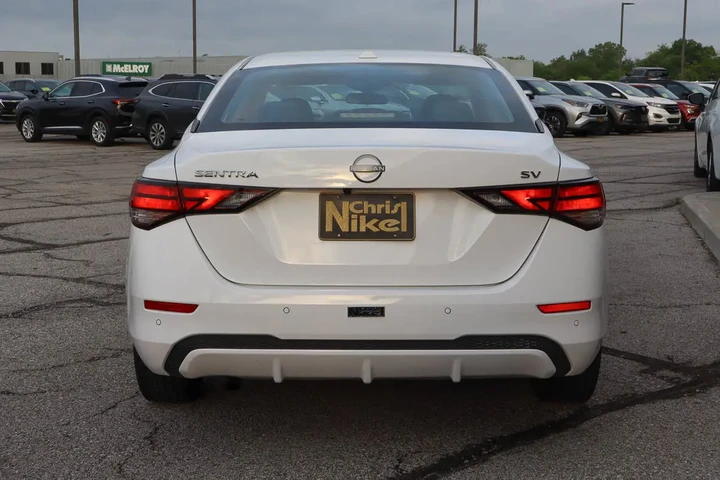 $18488 : 2024 Sentra SV CVT image 5